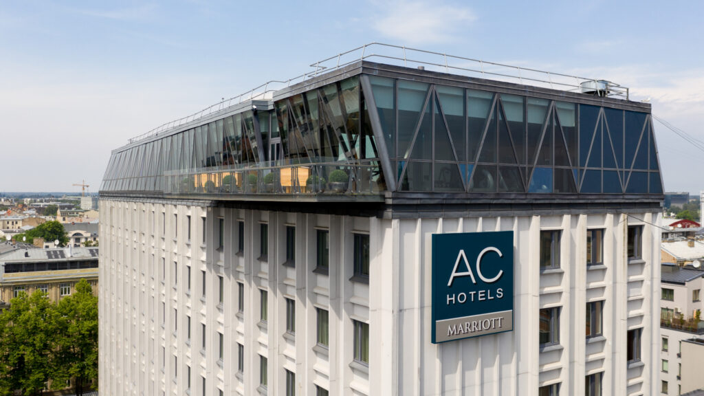 ''AC Hotel by Marriott Riga'' ēkas augšējais stāvs