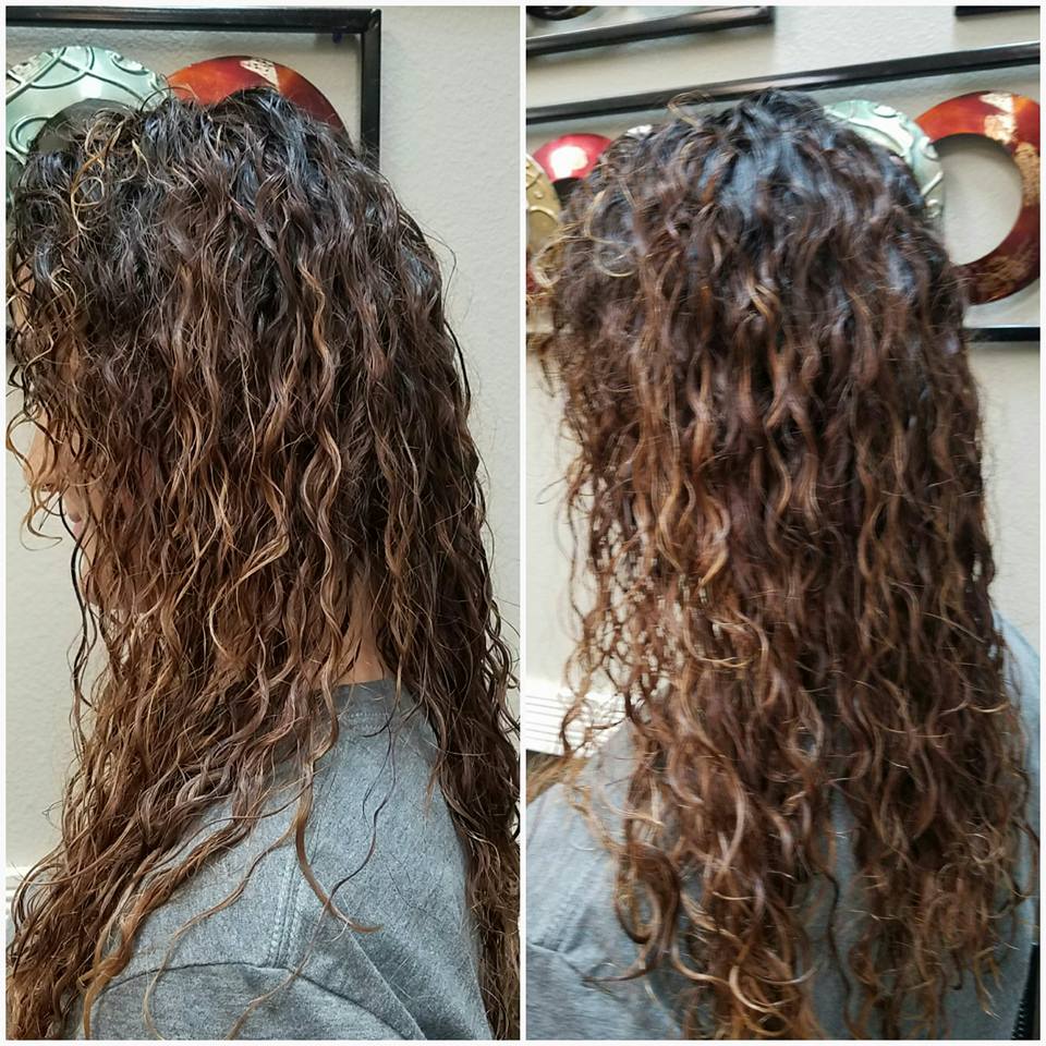 Pludmales ilgvilņi meitenei ar gariem tumšiem matiem