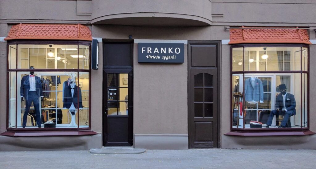 Uzvalku veikals franko suits