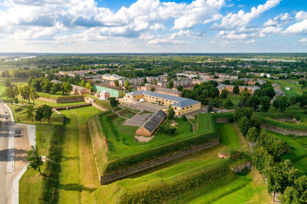 Daugavpils cietoksnis, pils dārzs ar skatu no augšas