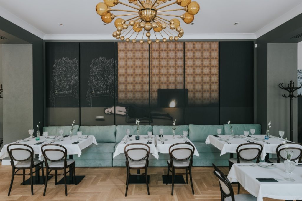 Villa Santa restorāna elegantais interjers