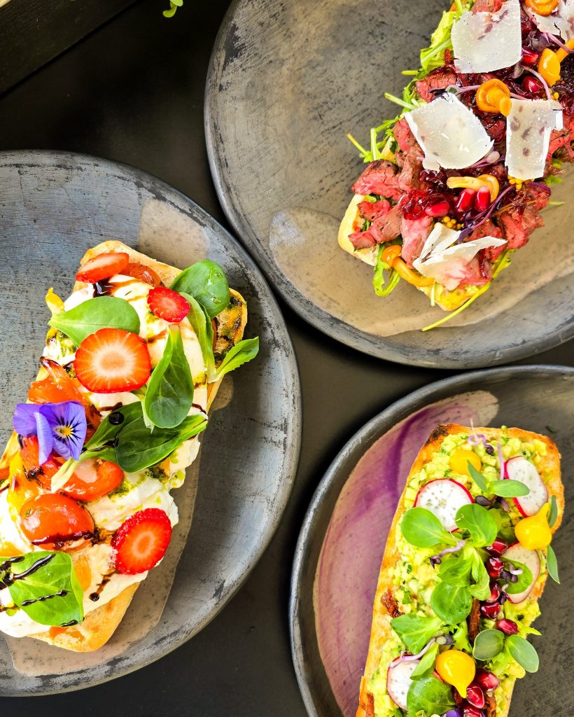 Gardas kraukšķīgās maizes restorānā "Zīds"