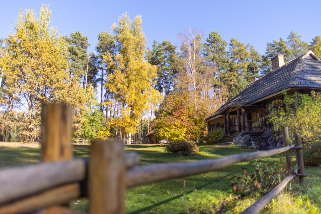 Latvijas Etnogrāfiskais brīvdabas muzejs rudenī