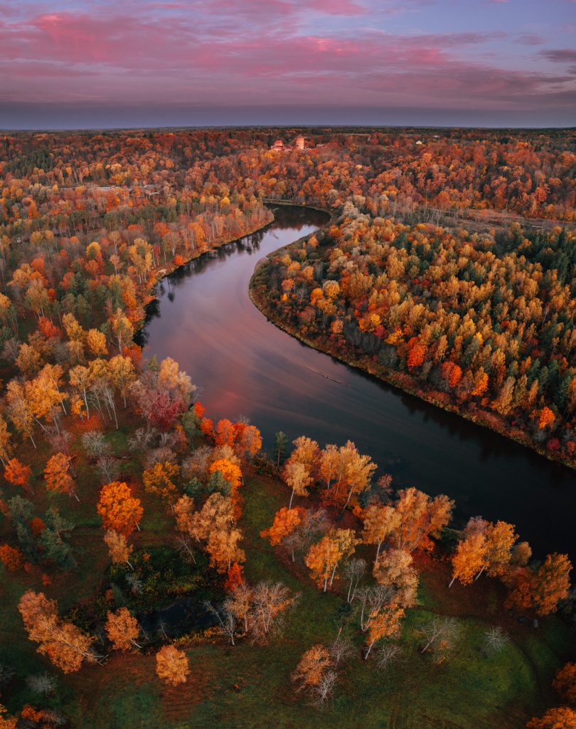 Sigulda vakara saulē