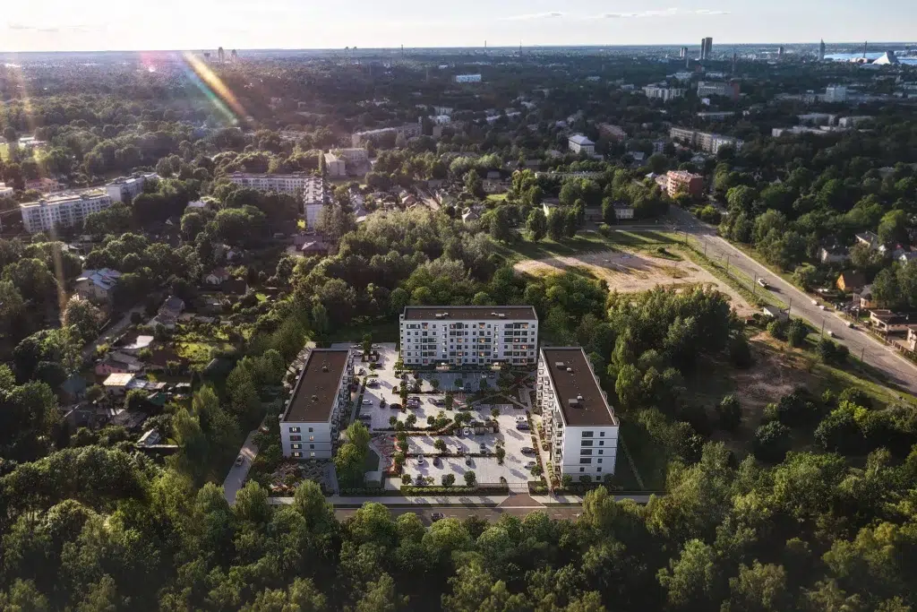 Projekta ēkas Pīlādžu mājas skats no augšas