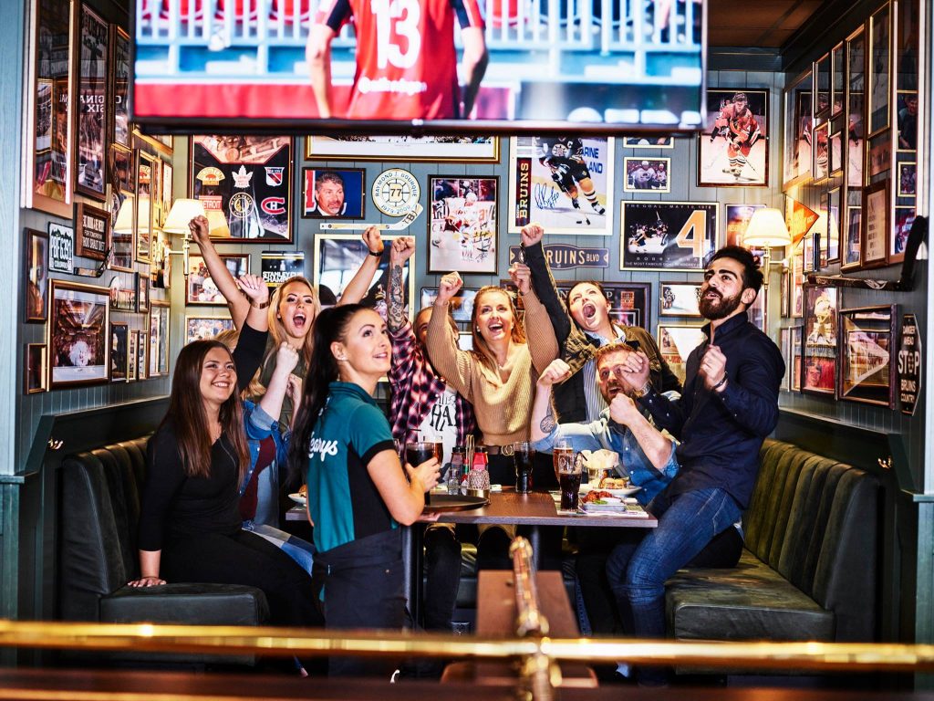 Dzimšanas dienas svinības "O’Learys" sporta bārā