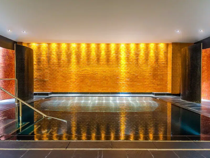 Liels baseins ESPA Rīga