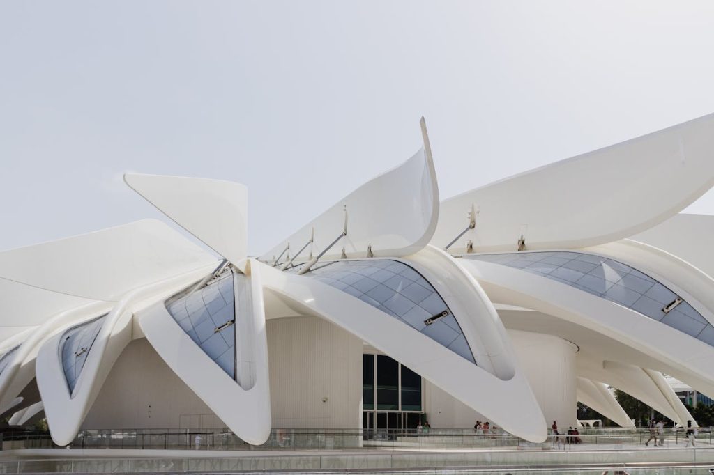 Balta ekskluzīva ēka