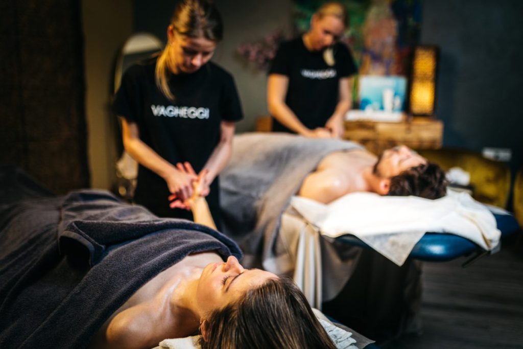 Pāris apmeklē masāžu Baltvillas spā