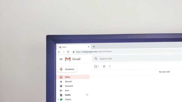 Gmail atvērts datorā