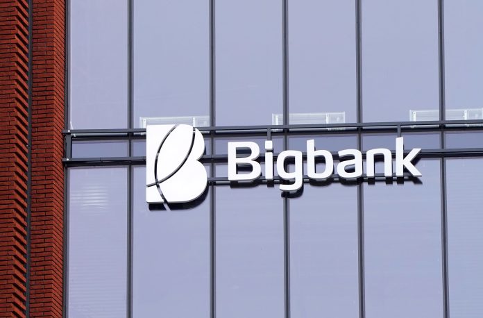 Bigbank logo uz ekas